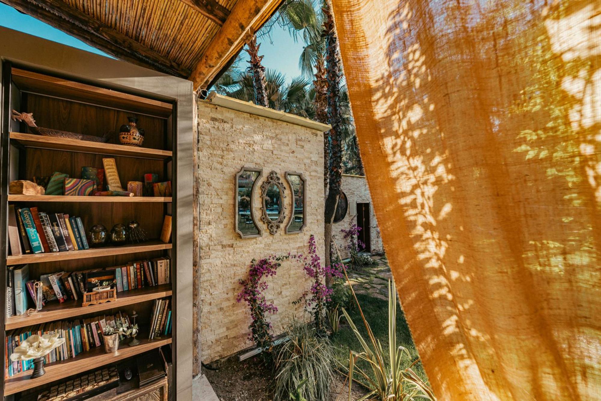 Layla Gocek Adults Only Bed & Breakfast Exterior photo
